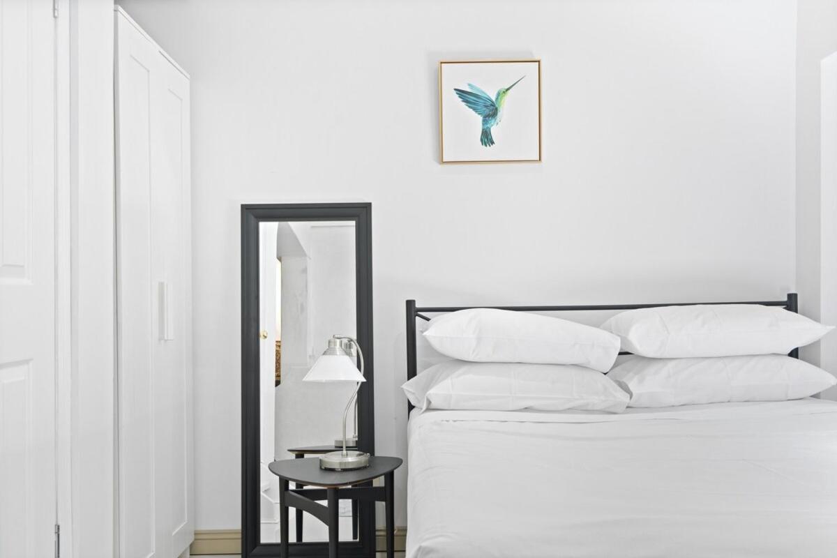 20a Ashgrove - Movie Brisbane